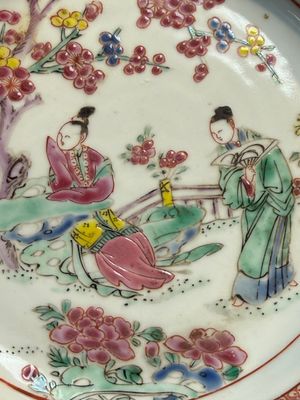 A Chinese famille rose 'Xi Xiang Ji' plate, a 'Rooster' saucer, and a 'Lowestoft' covered teapot, Yongzheng/Qianlong — photo 4