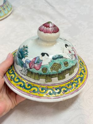 A Chinese famille rose 'Xi Xiang Ji' vase and cover, 19th C. — photo 16