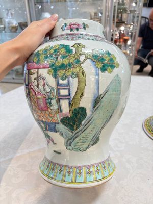 A Chinese famille rose 'Xi Xiang Ji' vase and cover, 19th C. — photo 3