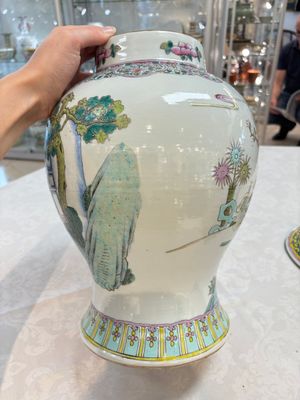 A Chinese famille rose 'Xi Xiang Ji' vase and cover, 19th C. — photo 4