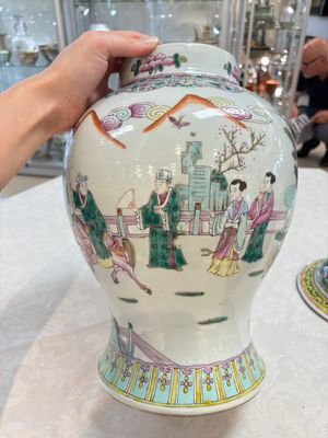 A Chinese famille rose 'Xi Xiang Ji' vase and cover, 19th C. — photo 8