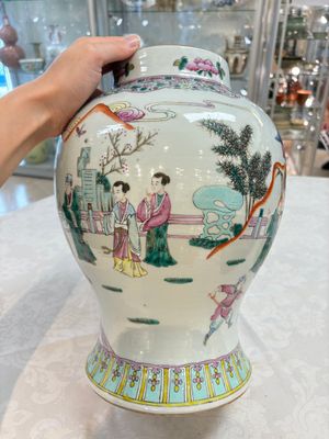 A Chinese famille rose 'Xi Xiang Ji' vase and cover, 19th C. — photo 9