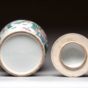 A Chinese famille rose 'Xi Xiang Ji' vase and cover, 19th C. — photo 6