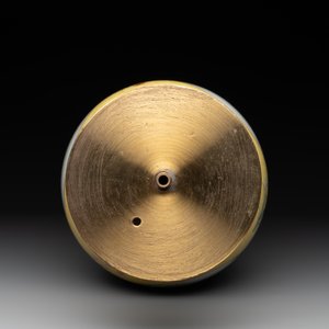 A Chinese famille rose yellow-ground baluster vase, Ju Ren Tang 居仁堂製 mark, Republic — photo 4