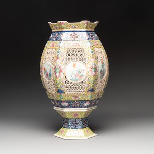 A Chinese famille rose yellow-ground hexagonal lantern and stand, Republic — photo 4