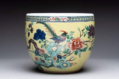 A Chinese famille rose yellow-ground 'pheasant and peony' scroll pot, 19th C.