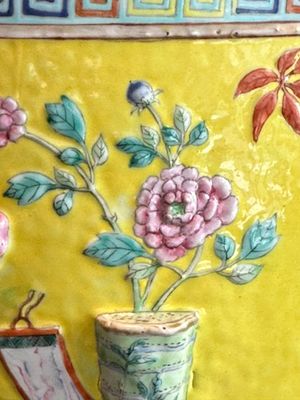 A Chinese famille rose yellow-ground relief-molded 'antiquities' fish bowl, Zhengde mark, 19th C. — photo 20