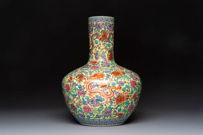 A Chinese famille rose yellow-ground 'Tianqiu Ping' vase with dragons and flowers, 20th C.