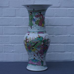A Chinese famille rose yenyen vase with horseriders, Yongzheng — photo 22