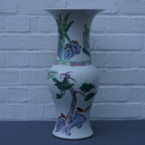 A Chinese famille rose yenyen vase with horseriders, Yongzheng — photo 23