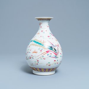 A Chinese famille rose 'yuhuchunping' vase with a dragon and a phoenix, Daoguang mark and of the period — photo 3