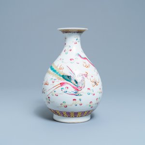 A Chinese famille rose 'yuhuchunping' vase with a dragon and a phoenix, Daoguang mark and of the period — photo 4