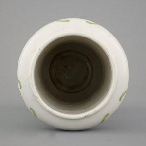 A Chinese famille verte albarello-shaped vase, 19th C. — 照片 5