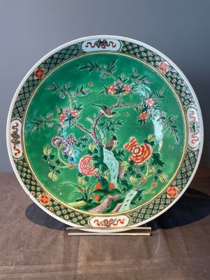 A Chinese famille verte and a famille rose dish with birds among blossom branches, 19th C. — 照片 15