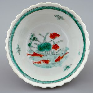 A Chinese famille verte and café au lait cup and saucer, Kangxi — 照片 8