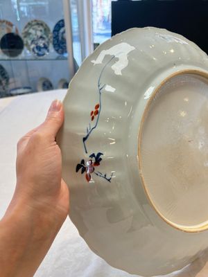 A Chinese famille verte armorial 'Provinces' dish with the arms of Amsterdam, Kangxi — foto 12