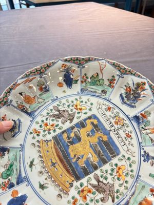 A Chinese famille verte armorial 'Provinces' dish with the arms of Luxembourg, Kangxi — 照片 6