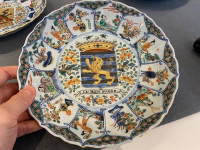 A Chinese famille verte armorial 'provinces' dish with the arms of Luxemburg, Kangxi/Yongzheng — photo 1