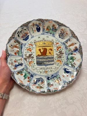 A Chinese famille verte armorial 'Provinces' dish with the arms of Zeelandt, Kangxi — photo 1