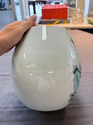 A Chinese famille verte 'bird among fruiting branches' vase and cover, Jiangxi Ciye Gongsi 江西瓷業公司 mark, Republic — 照片 6