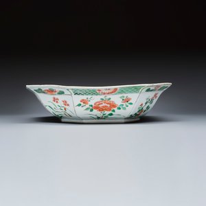 A Chinese famille verte 'Birds among Blossoming Branches' basin — photo 4