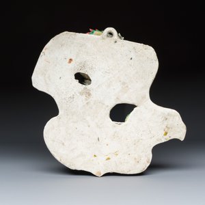 A Chinese famille verte biscuit 'Dragon among Clouds' wall plaque — 照片 2