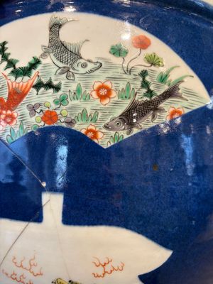 A Chinese famille verte blue-ground fishbowl with narrative design, 19th C. — foto 7