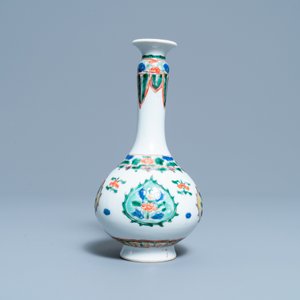A Chinese famille verte bottle vase, Kangxi — 照片 3