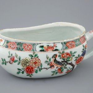 A Chinese famille verte bourdaloue, Kangxi — photo 1