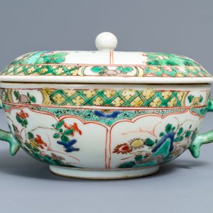 A Chinese famille verte bowl and cover and a pair of dishes, Kangxi — 照片 4