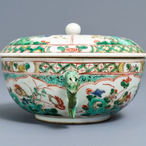 A Chinese famille verte bowl and cover and a pair of dishes, Kangxi — 照片 5