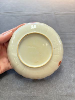 A Chinese famille verte bowl and saucer with floral design, Kangxi — 照片 2