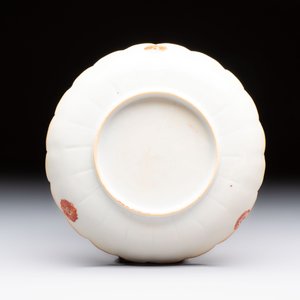 A Chinese famille verte bowl and saucer with floral design, Kangxi — 照片 3
