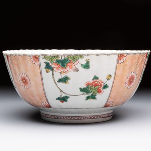 A Chinese famille verte bowl and saucer with floral design, Kangxi — 照片 4