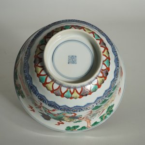 A Chinese famille verte bowl with Buddhist lions, Kangxi — photo 13