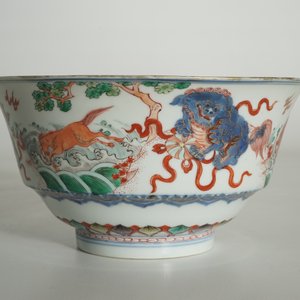 A Chinese famille verte bowl with Buddhist lions, Kangxi — photo 8