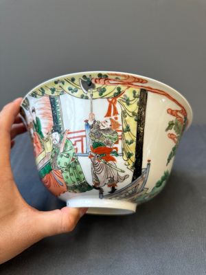 A Chinese famille verte bowl with narrative design, 19th C. — photo 5