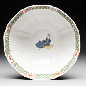 A Chinese famille verte bowl with narrative design, Fu 福 mark, Kangxi — photo 6