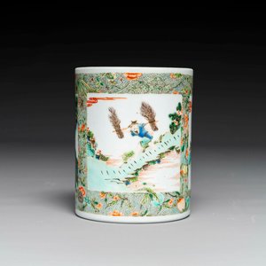 A Chinese famille verte brush pot with figural design, 19th C. — 照片 1