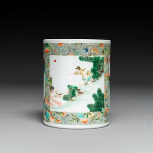 A Chinese famille verte brush pot with figural design, 19th C. — 照片 2