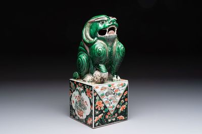 A Chinese famille verte Buddhist lion, 19th C.