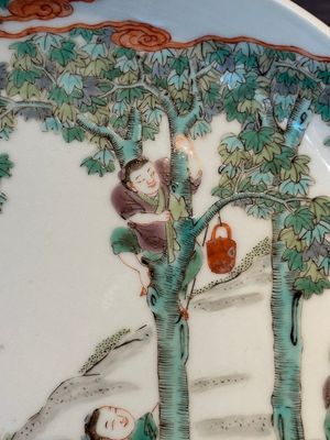 A Chinese famille verte celadon-glazed plate, Jiajing mark, Kangxi/Yongzheng — photo 12