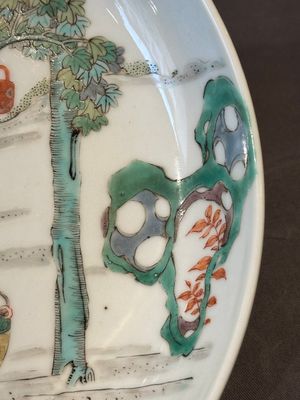 A Chinese famille verte celadon-glazed plate, Jiajing mark, Kangxi/Yongzheng — photo 14
