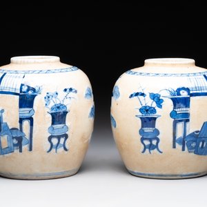 A Chinese famille verte covered vase, a pair of blue and white jars on wooden stands and two jars, 19th C. — photo 17