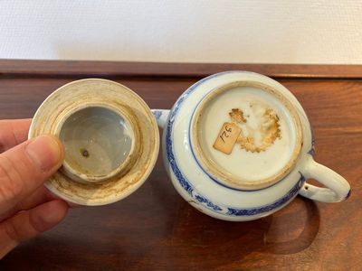 A Chinese famille verte 'crane and deer' teapot and cover, Kangxi — 照片 6