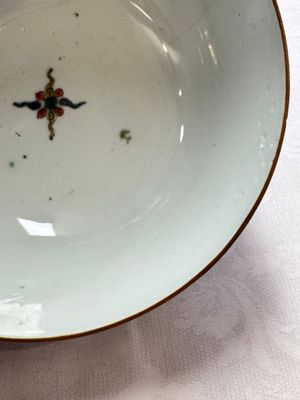 A Chinese famille verte 'Cranes' bowl, Kangxi — photo 16