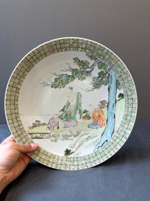 A Chinese famille verte dish, a famille rose basin and a dish, 19th C. — 照片 18