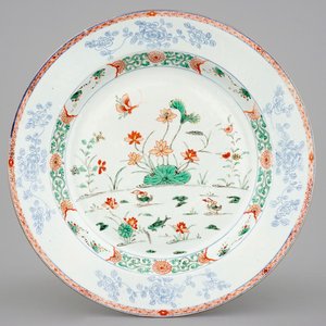 A Chinese famille verte dish with ducks in a pond, Kangxi — photo 1