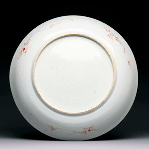 A Chinese famille verte dish with floral design, Kangxi — 照片 2