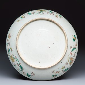 A Chinese famille verte dish with narrative design — 照片 2